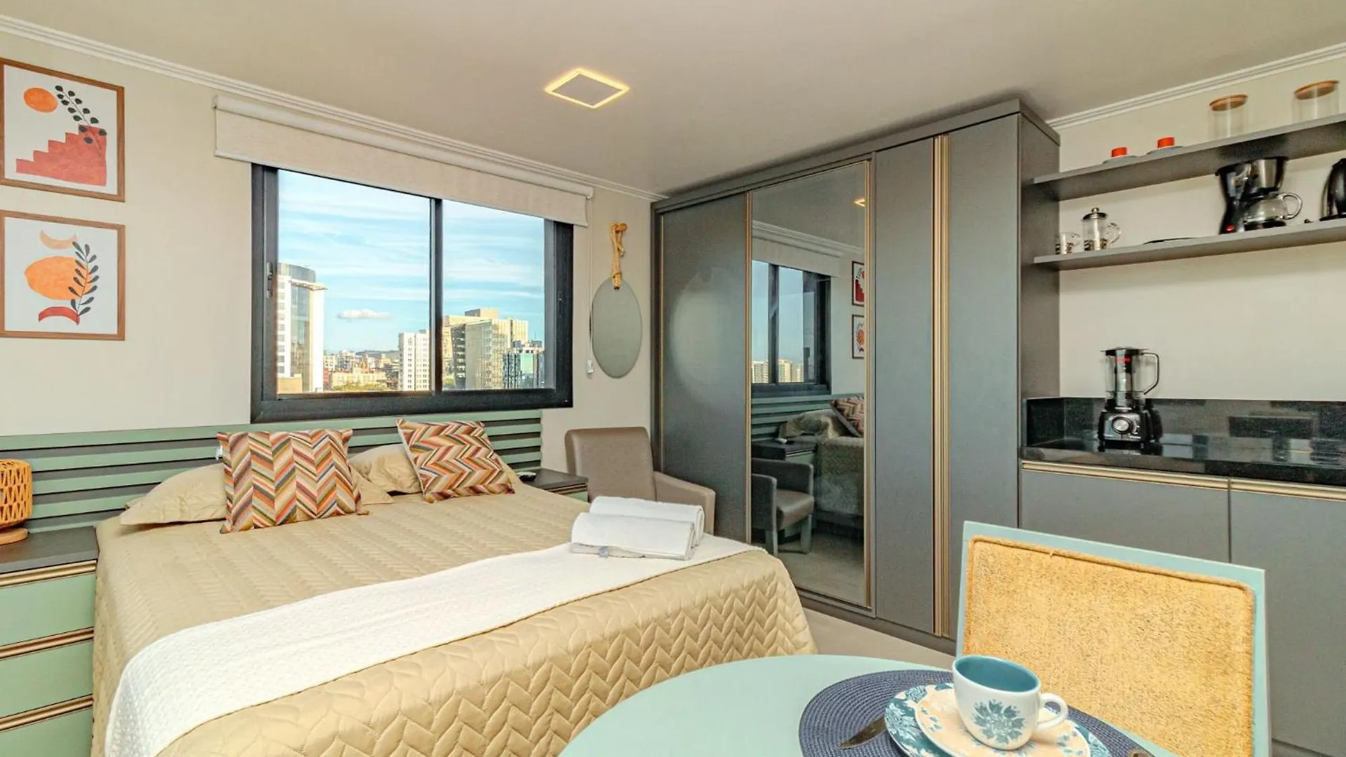 Studio Com Infra Completa No Bairro Boa Vista Porto Alegre